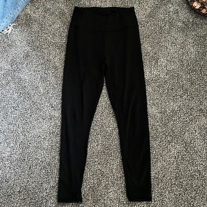 Maurice’s women’s active leggings. Black, size small, regular length.